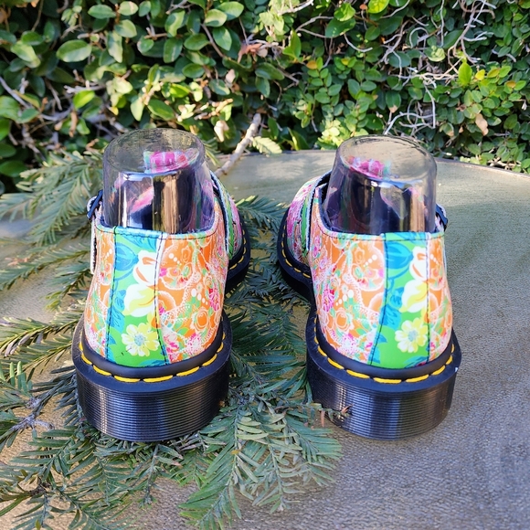 Dr. Martens Polley Daze - Picture 3 of 7